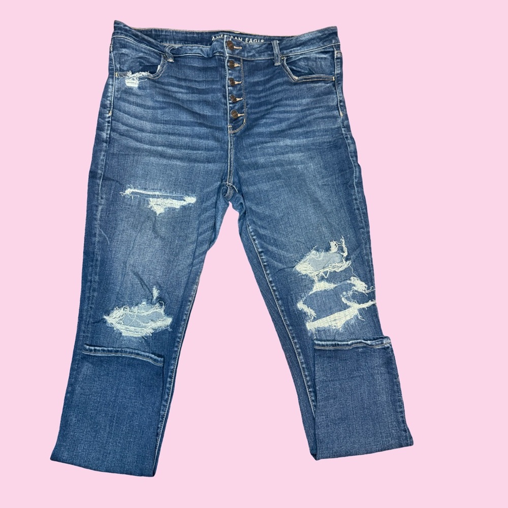 American Eagle Women's Distressed Blue Jeans